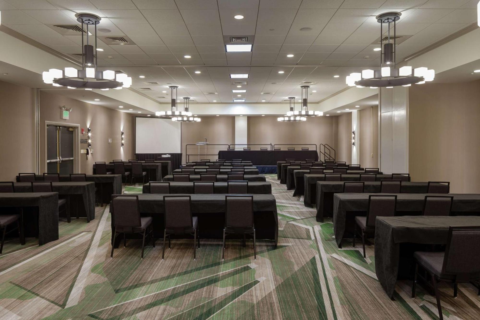 Hotel Hilton Birmingham Downtown At Uab Extérieur photo